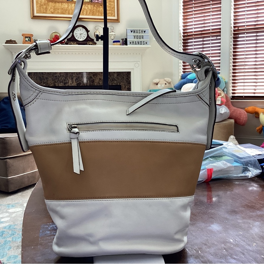 Coach Rugby Striped White and Tan Bucket Leather Shoulder Bag. D0960-F13357